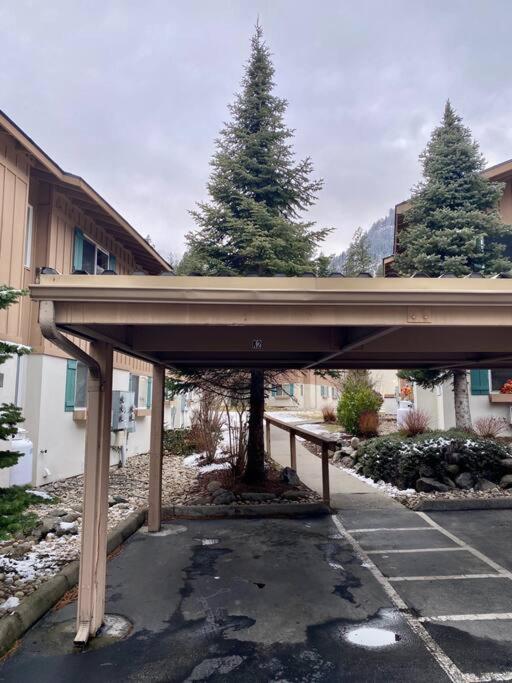 Walk To Downtown Leavenworth * Sleeps 6 + Pets * Ground Level Gem!公寓 外观 照片