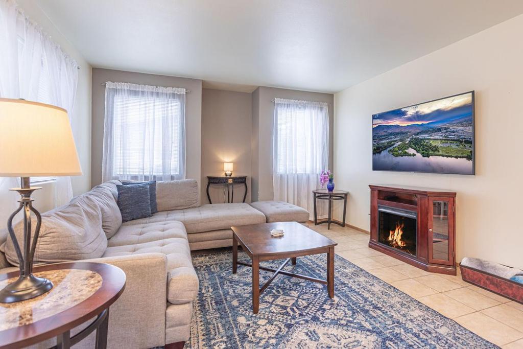 Walk To Downtown Leavenworth * Sleeps 6 + Pets * Ground Level Gem!公寓 外观 照片